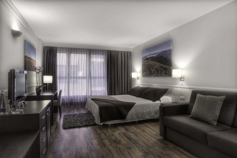 Exe Prisma Hotell Andorra la Vella Eksteriør bilde